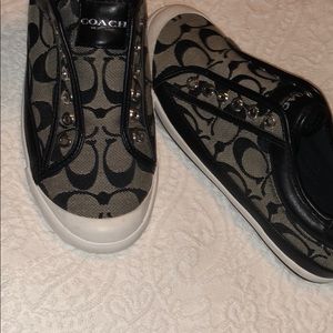 Coach shoes size 6 NWT